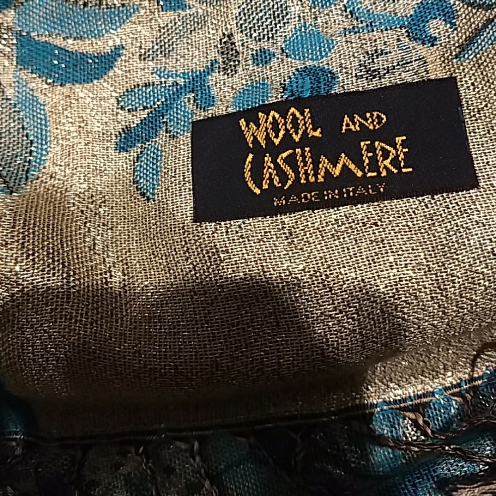 Scarf - Picture 3 of 3